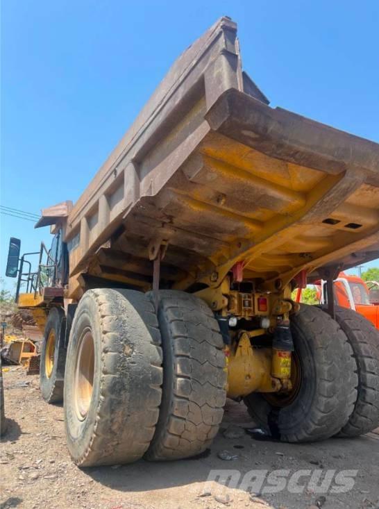 CAT 773 F Rigid dump trucks