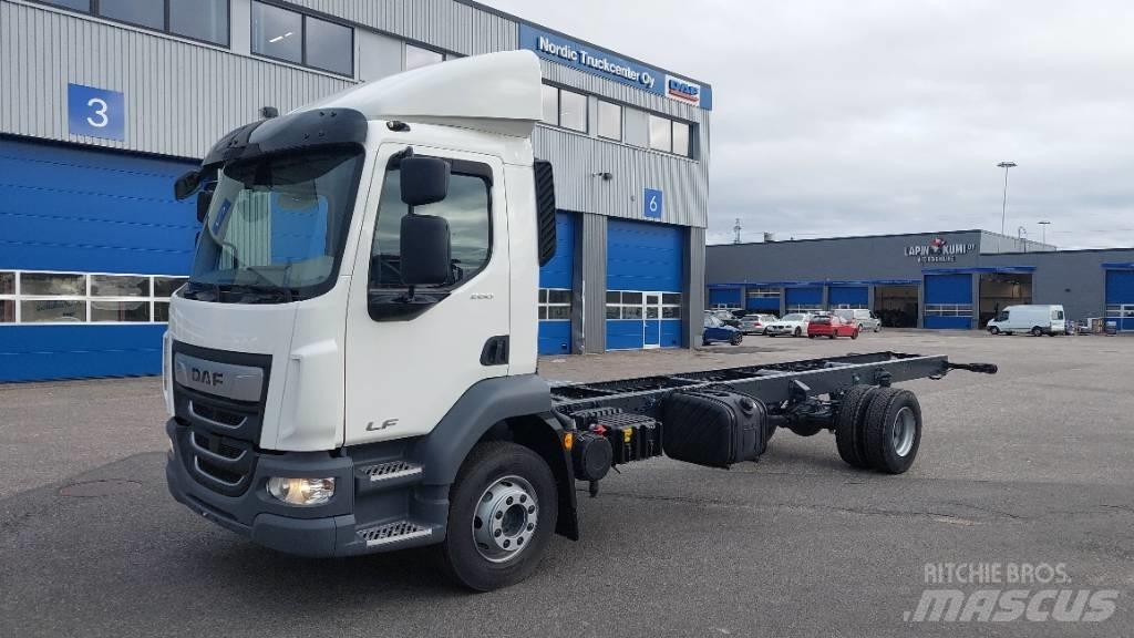 DAF LF 260 16 tn Cab & Chassis Trucks