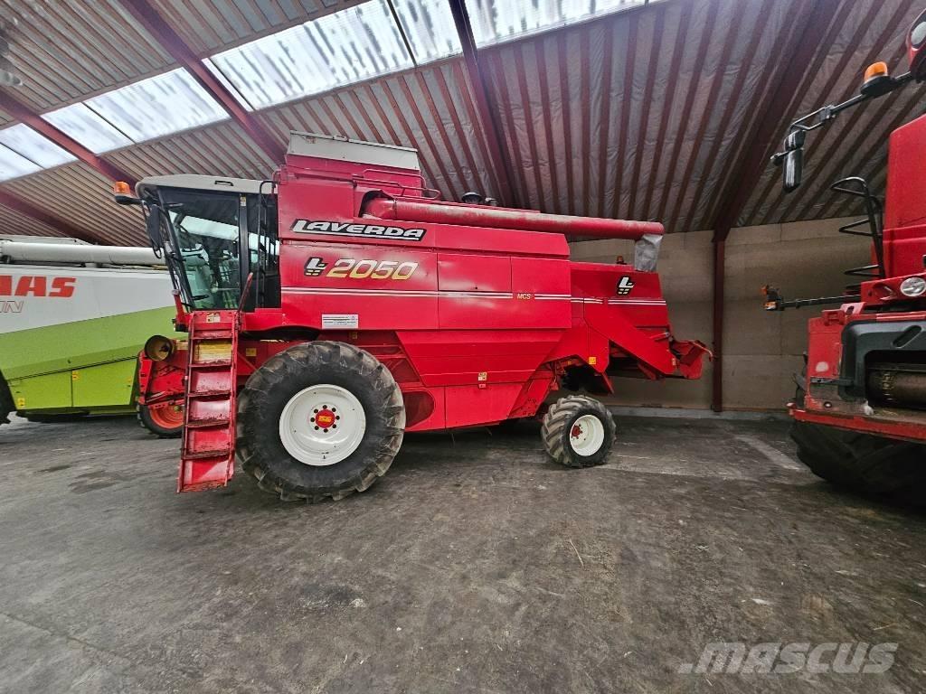 Laverda L2050 Combine Harvesters