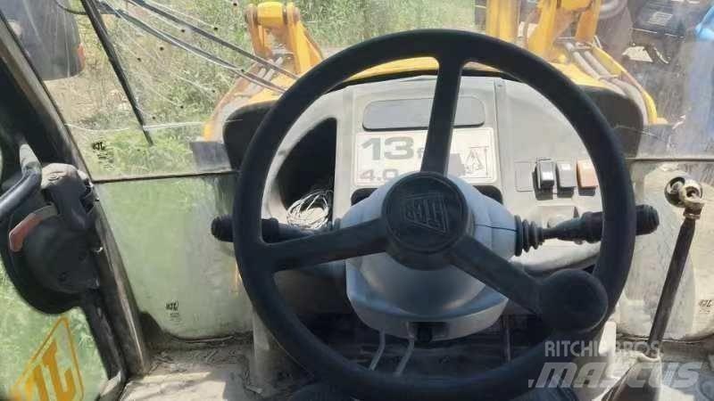 JCB 3 CX Backhoe Loaders