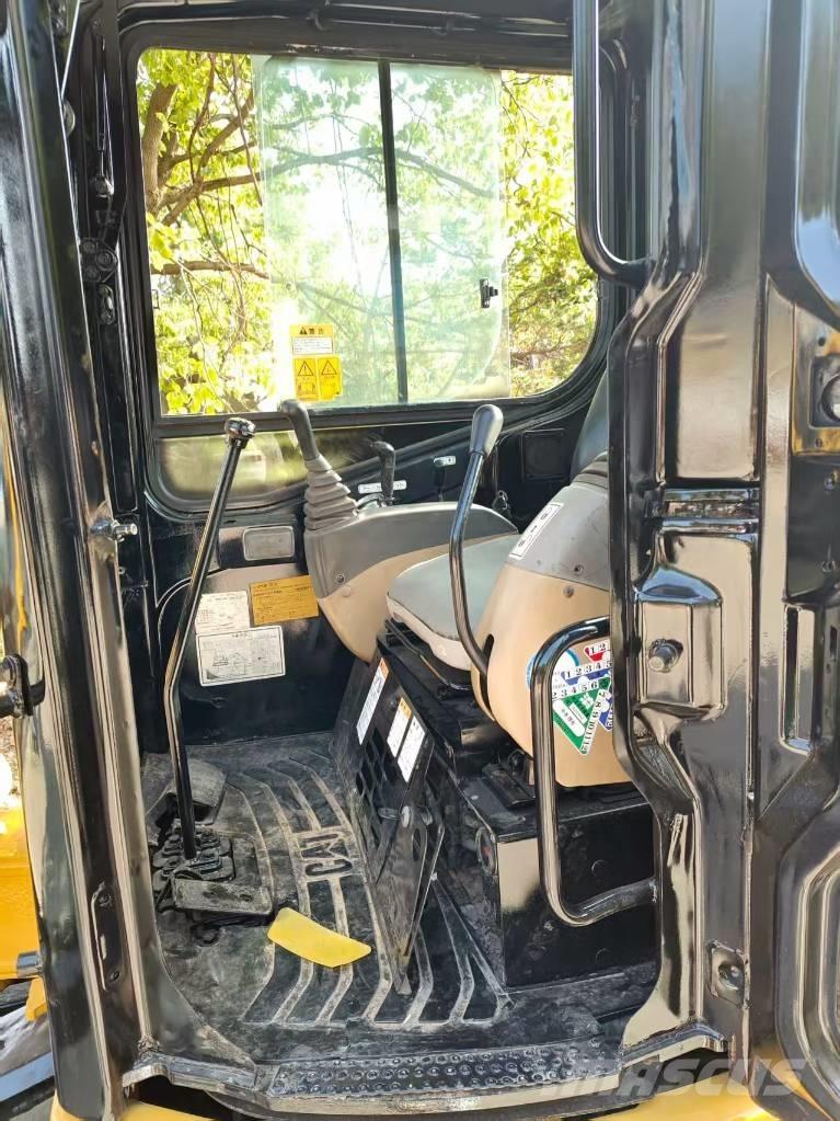 CAT 304 CR Mini Excavators <7t (Mini Diggers)
