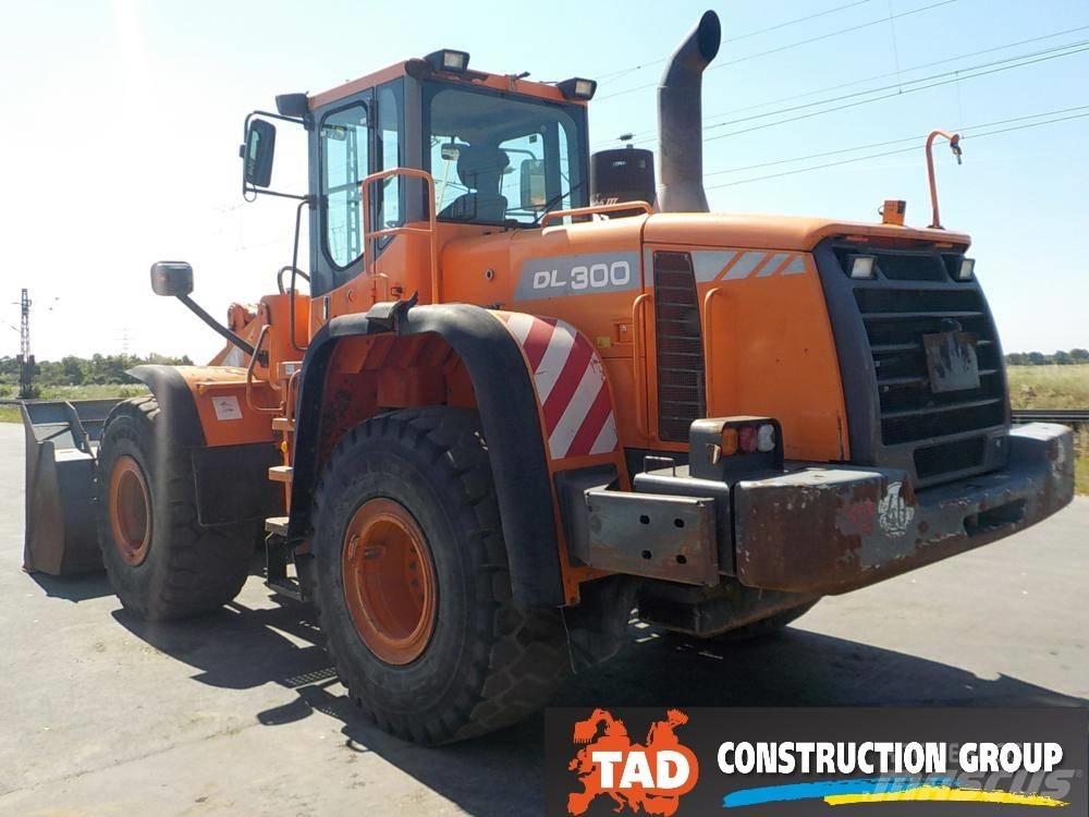 Doosan DL 300 Wheel Loaders