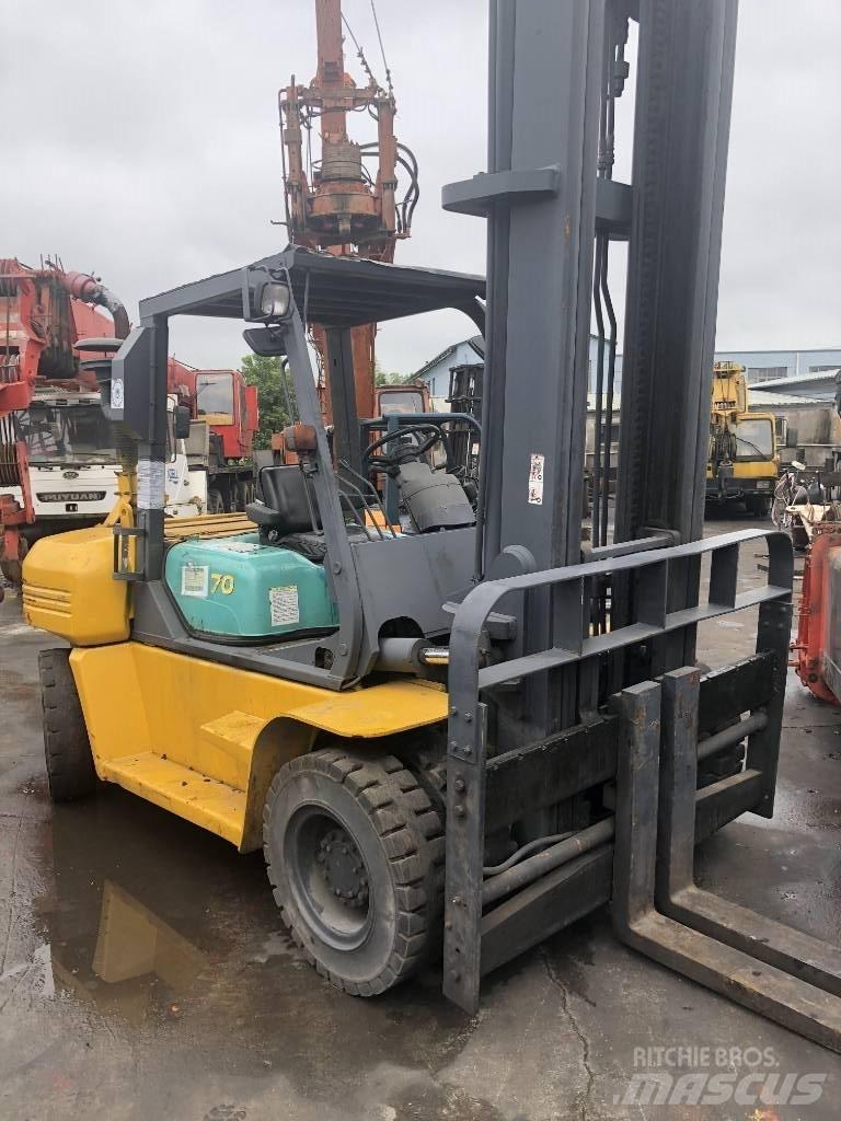 Komatsu 7 Ton Diesel Forklifts