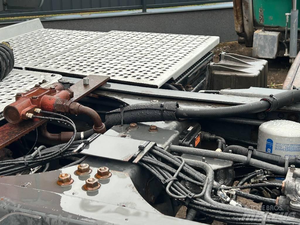 DAF CF 460 Conventional Trucks / Tractor Trucks