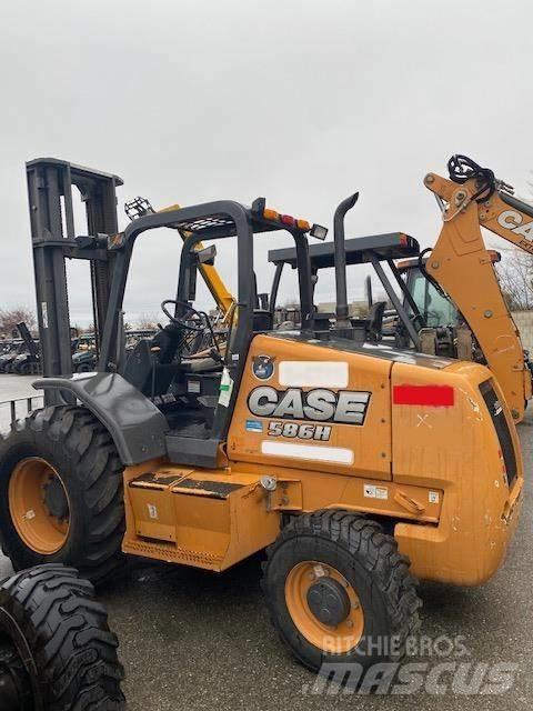 CASE 586H Rough Terrain Trucks