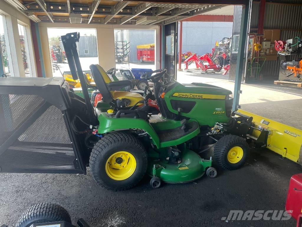 John Deere X 950 R Riding mowers