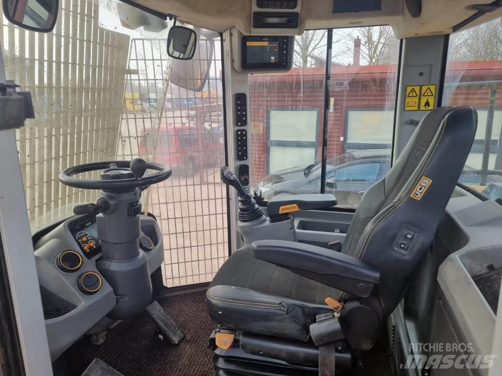 JCB 427 Wheel Loaders