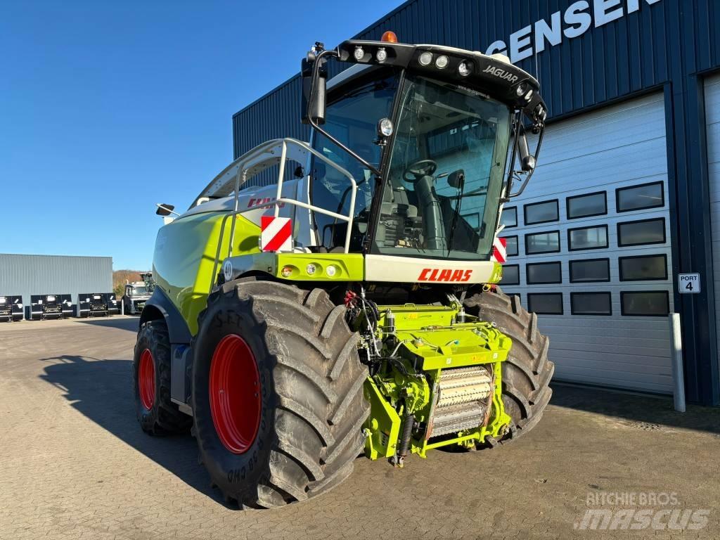 CLAAS Jaguar 950 4WD Foragers