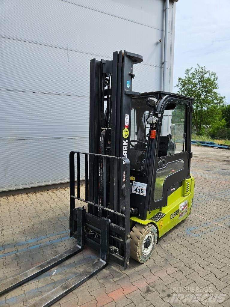 Clark GTX 18 Electric Forklifts
