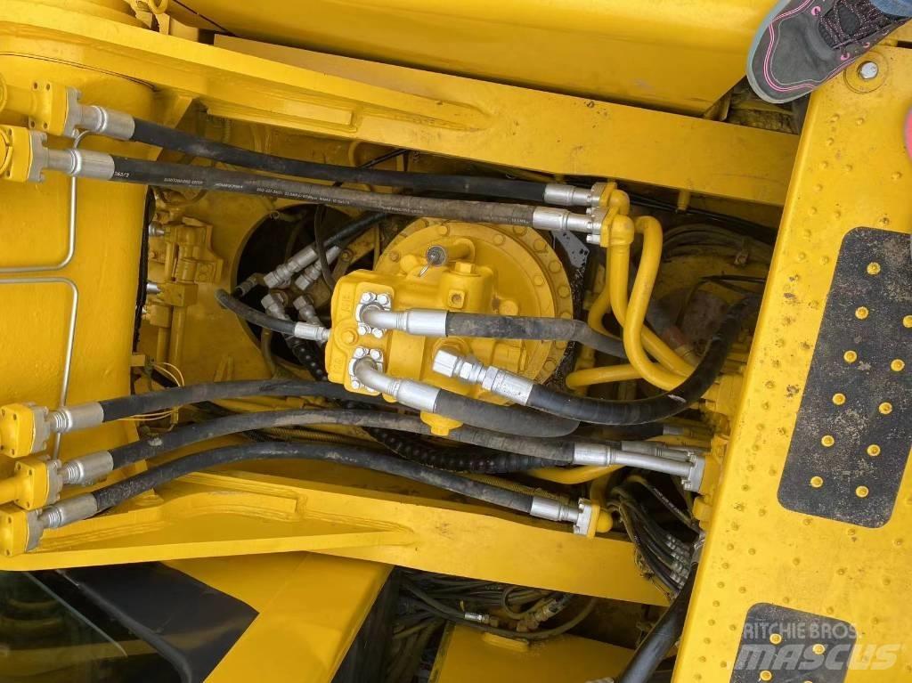 Komatsu PC 450 Crawler Excavators
