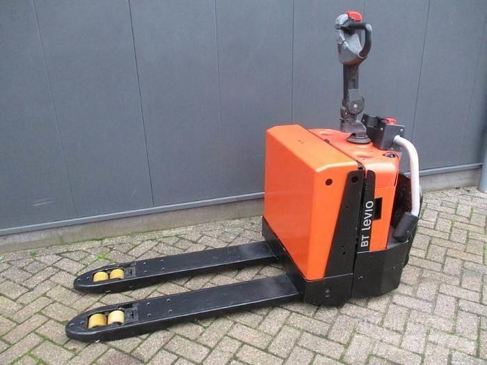 BT LPE 200-6 Low lifter with platform