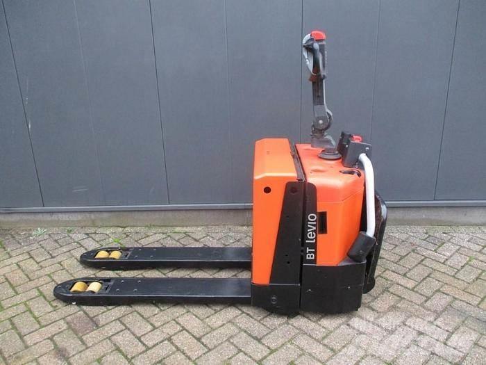 BT LPE 200-6 Low lifter with platform