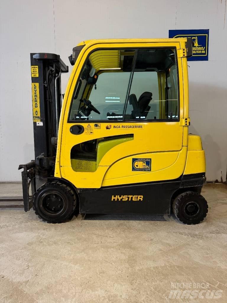 Hyster E 3.20 XM Electric Forklifts