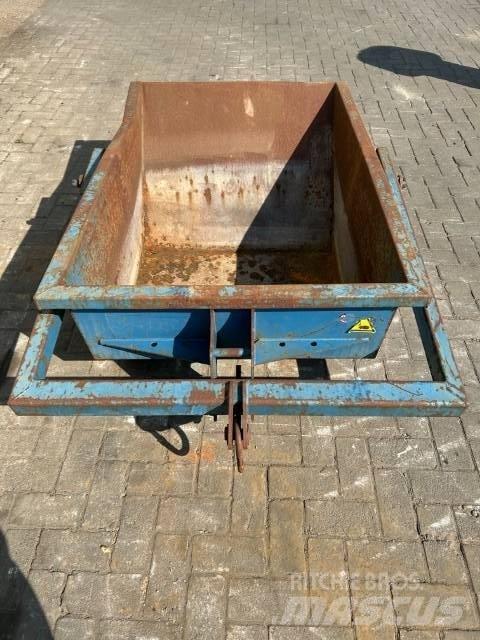  Kipbak 500 l Other