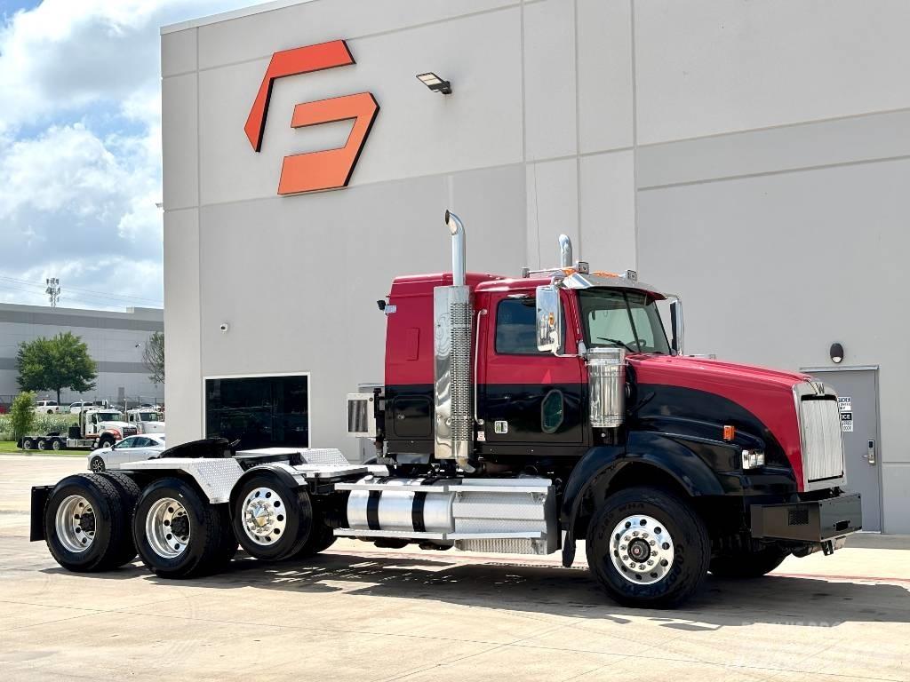 Western Star 4900 Conventional Trucks / Tractor Trucks