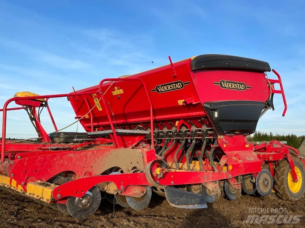 Väderstad Rapid400C Farm Drills