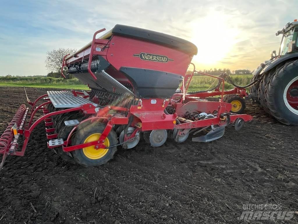 Väderstad Rapid400C Farm Drills