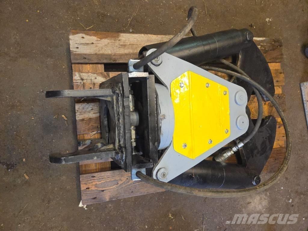 Brokk CC400 Cutters