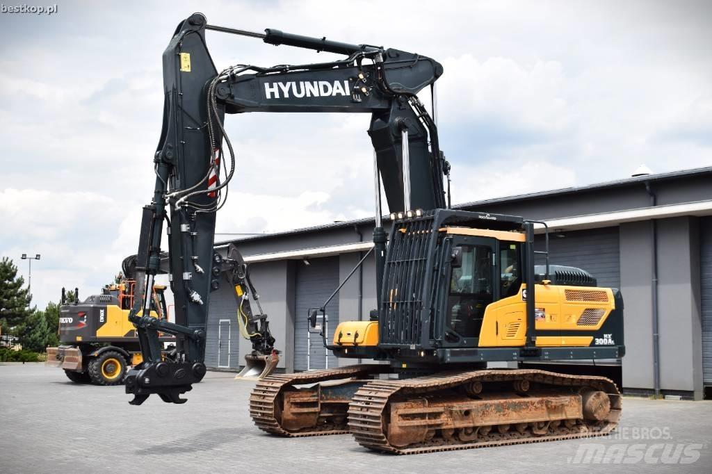 Hyundai HX 300 AL Crawler excavators