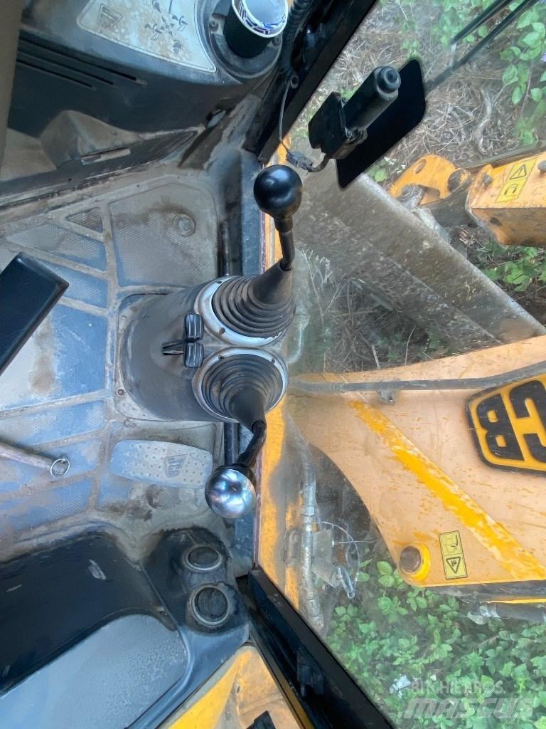 JCB 3 CX Backhoe Loaders