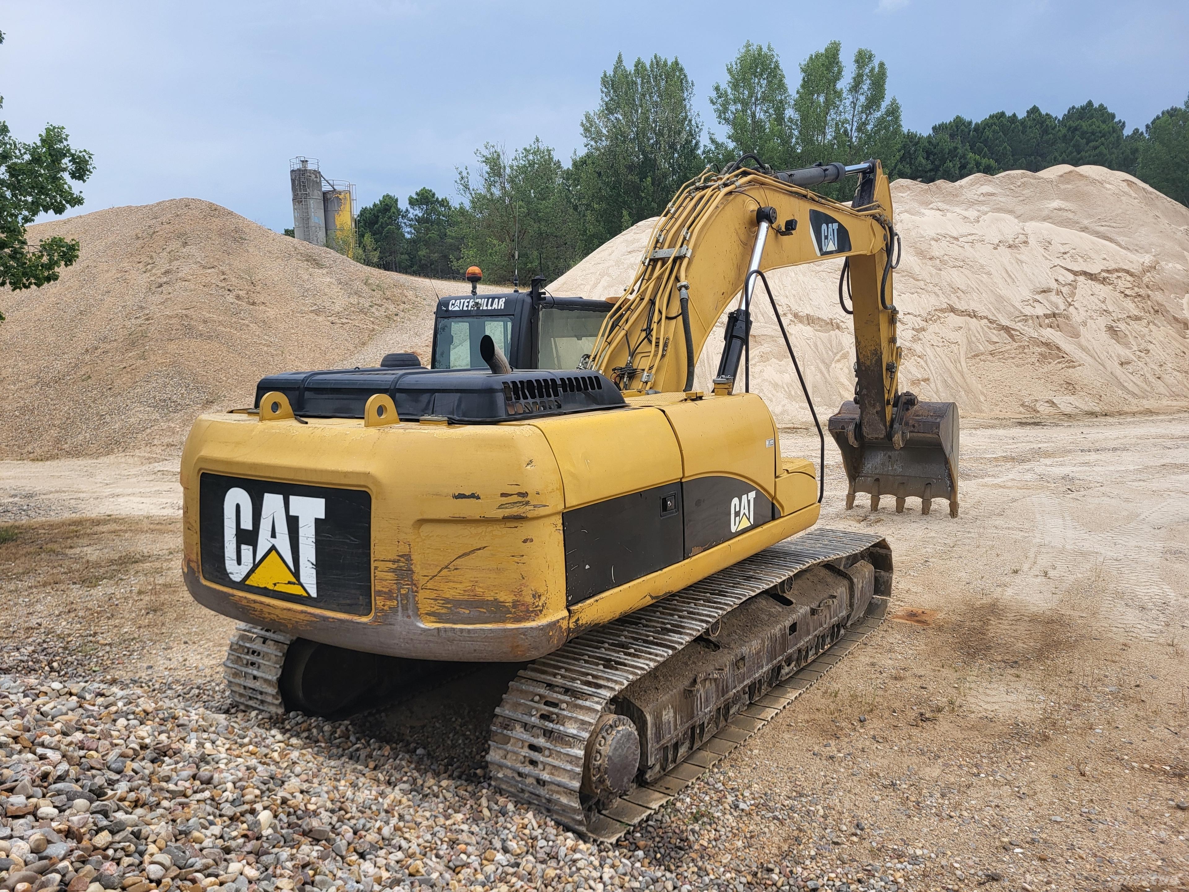 CAT 325 D LN Crawler Excavators