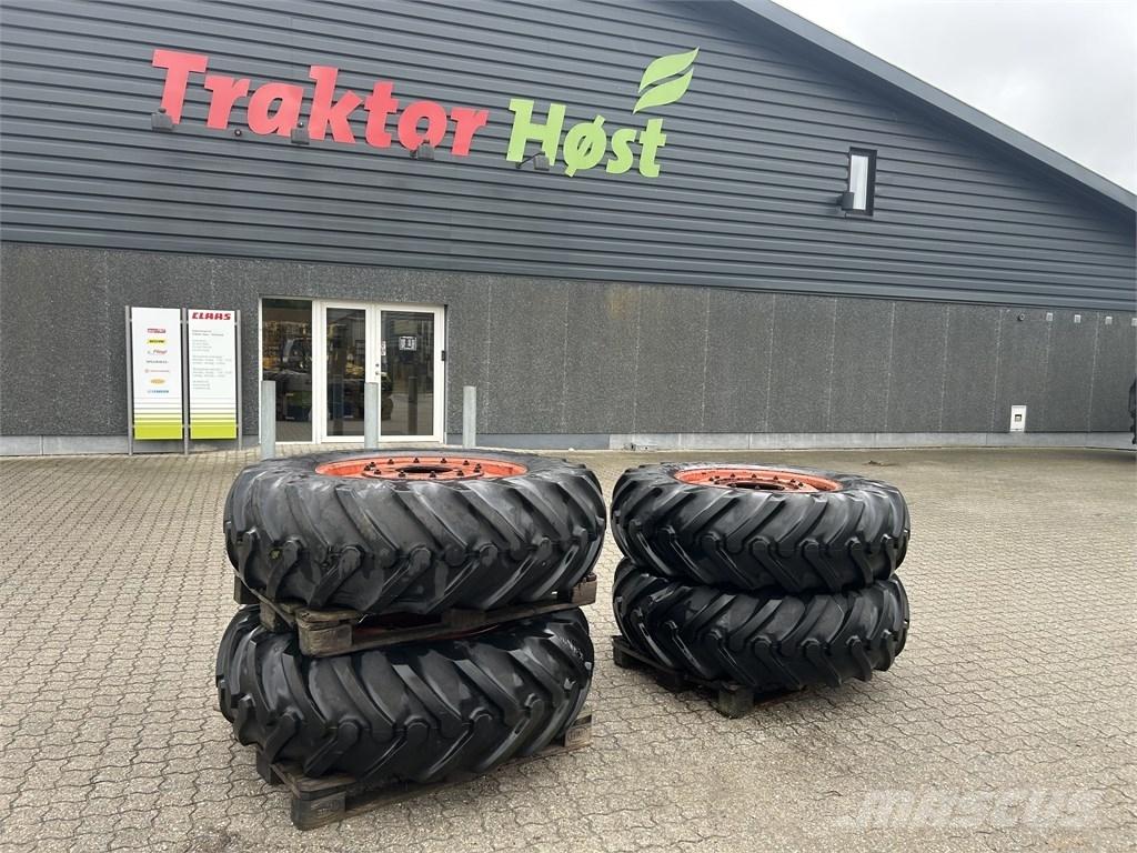 Goodyear 16,9-30 Tires, wheels and rims