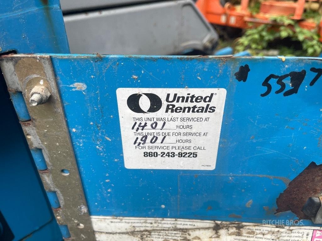 Genie GS 5390 Scissor Lifts