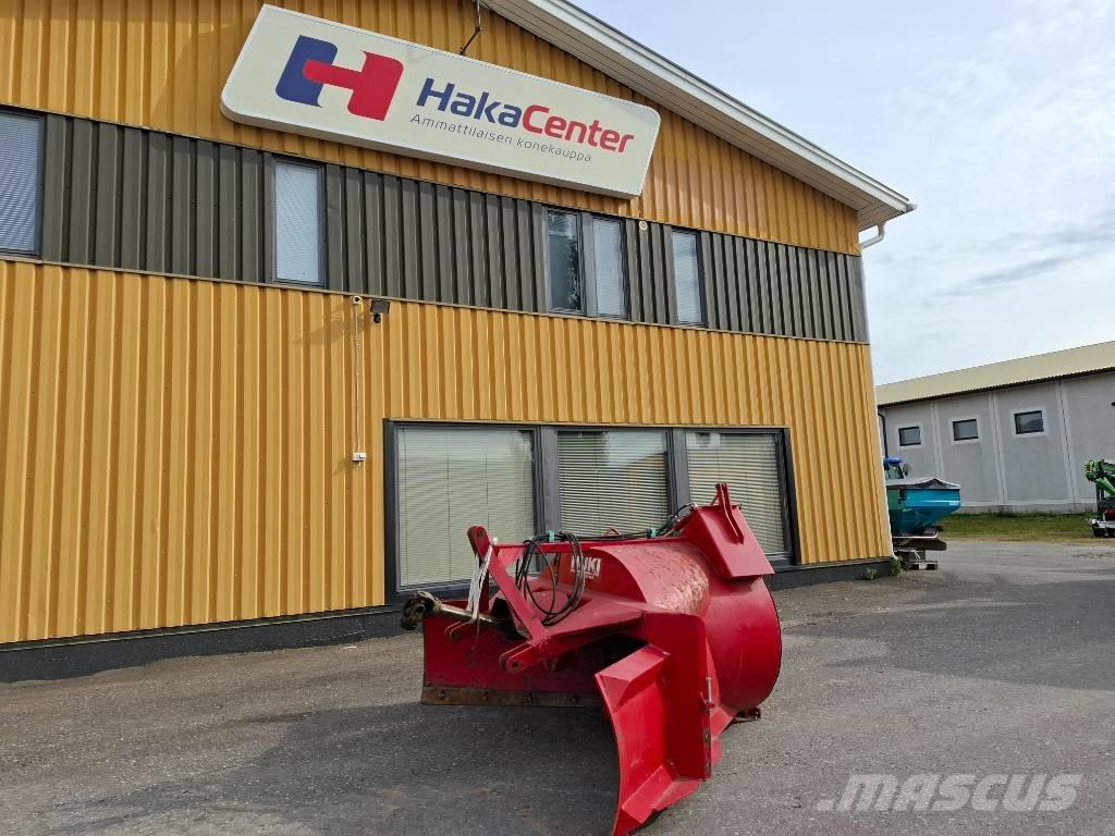  Huki 260 Snow Blowers