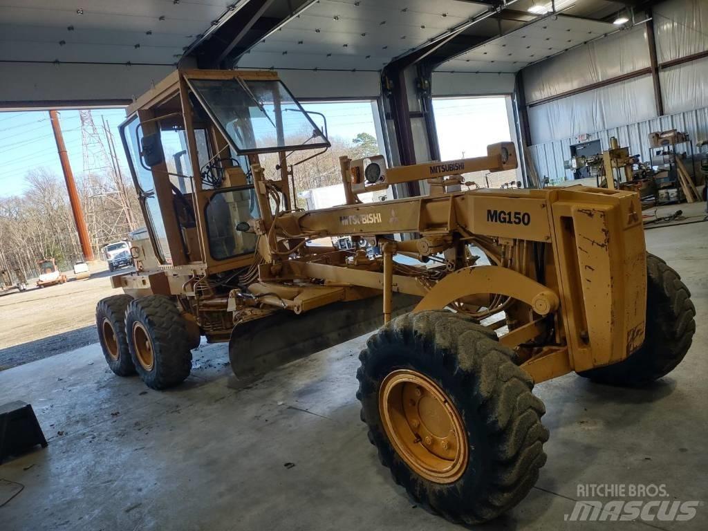 Mitsubishi MG 250 Motor Graders