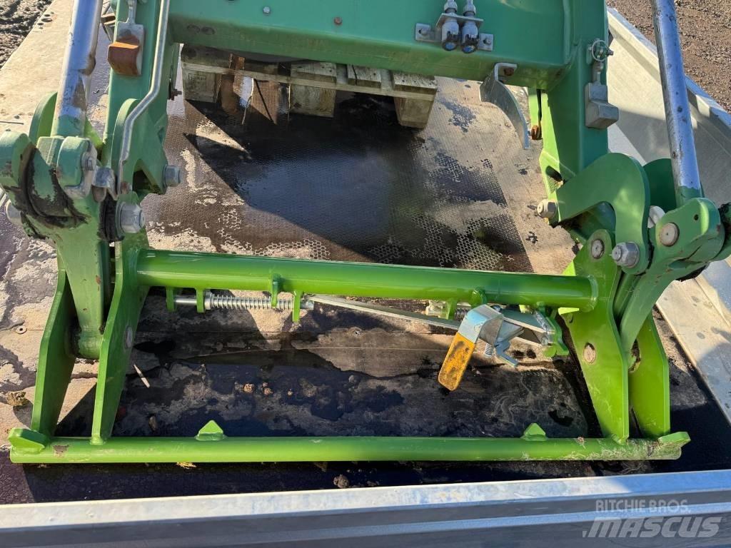 Fendt CARGO 4X80 Front Loaders