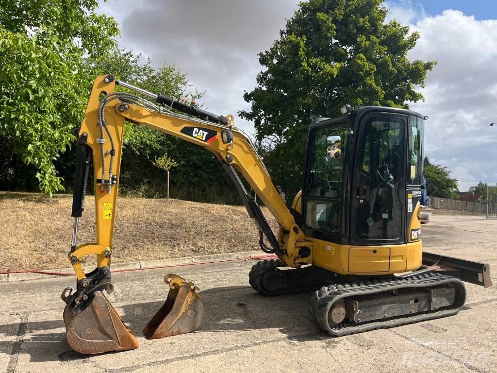 CAT 303.5 E CR Mini Excavators <7t (Mini Diggers)