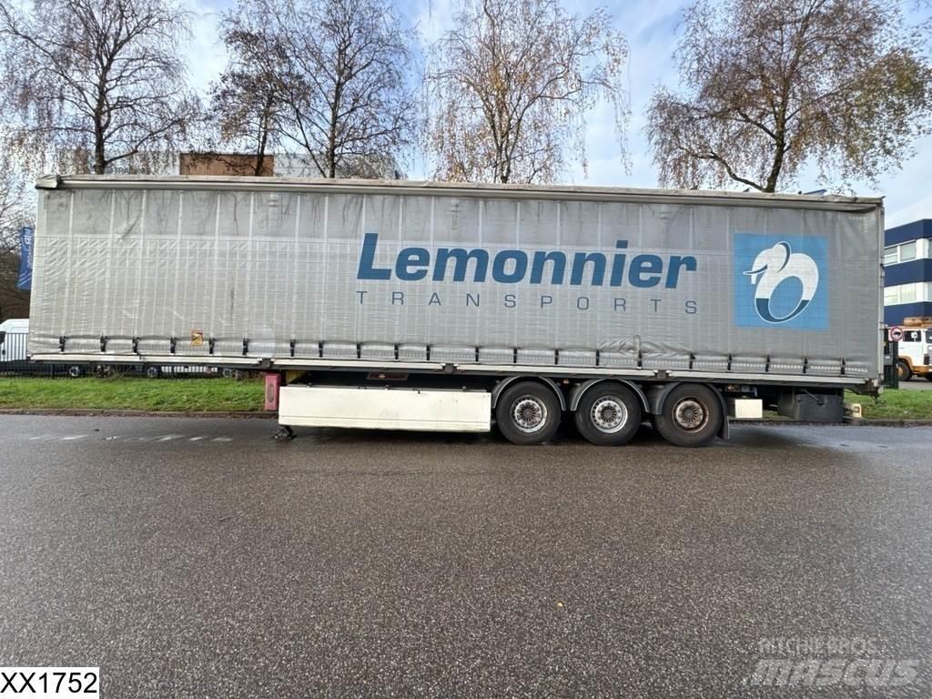 Fruehauf Tautliner Curtain  trailers