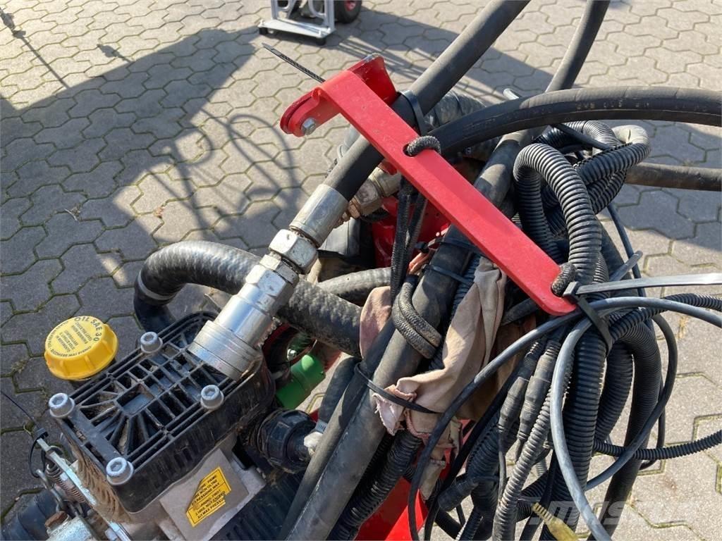 Grimme GL 430 Potato Planters