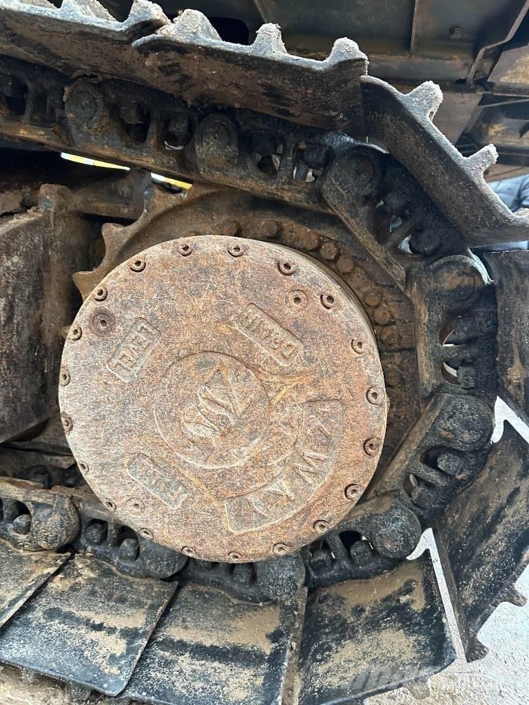 Hyundai 220LC-9S Crawler Excavators