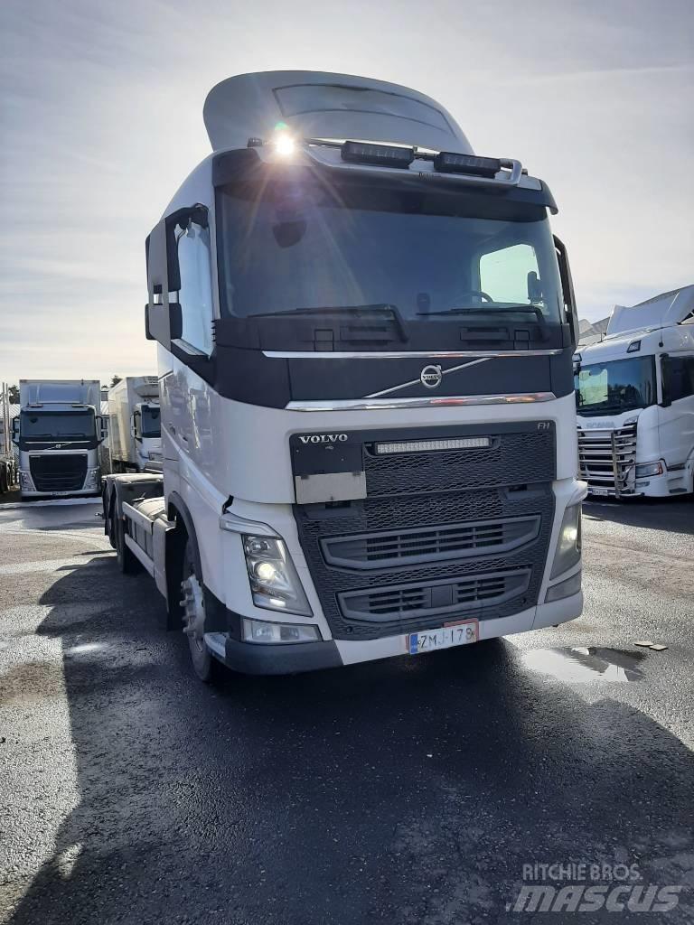 Volvo FH 13 Container Trucks