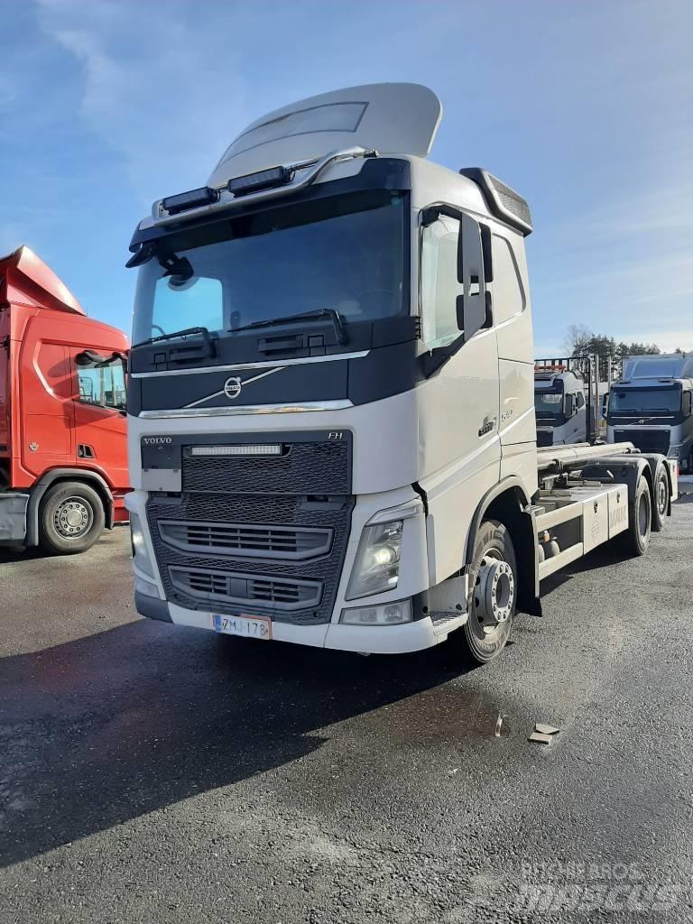 Volvo FH 13 Container Trucks