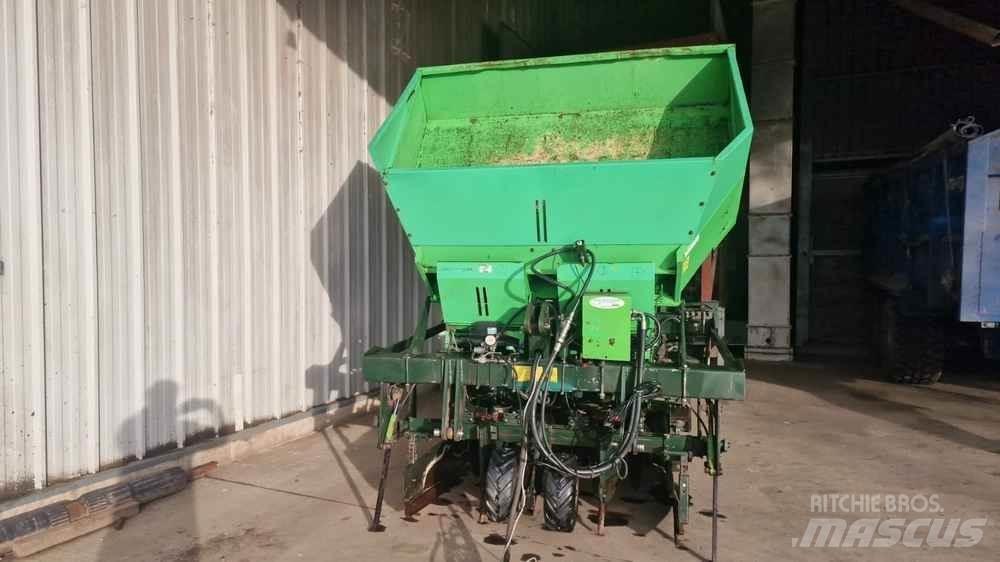 Dewulf PM20 Potato Planters