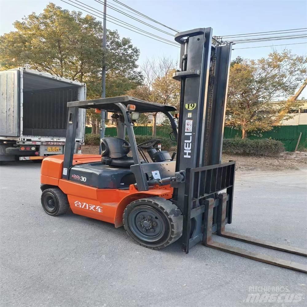 Heli CPC 30 Diesel Forklifts