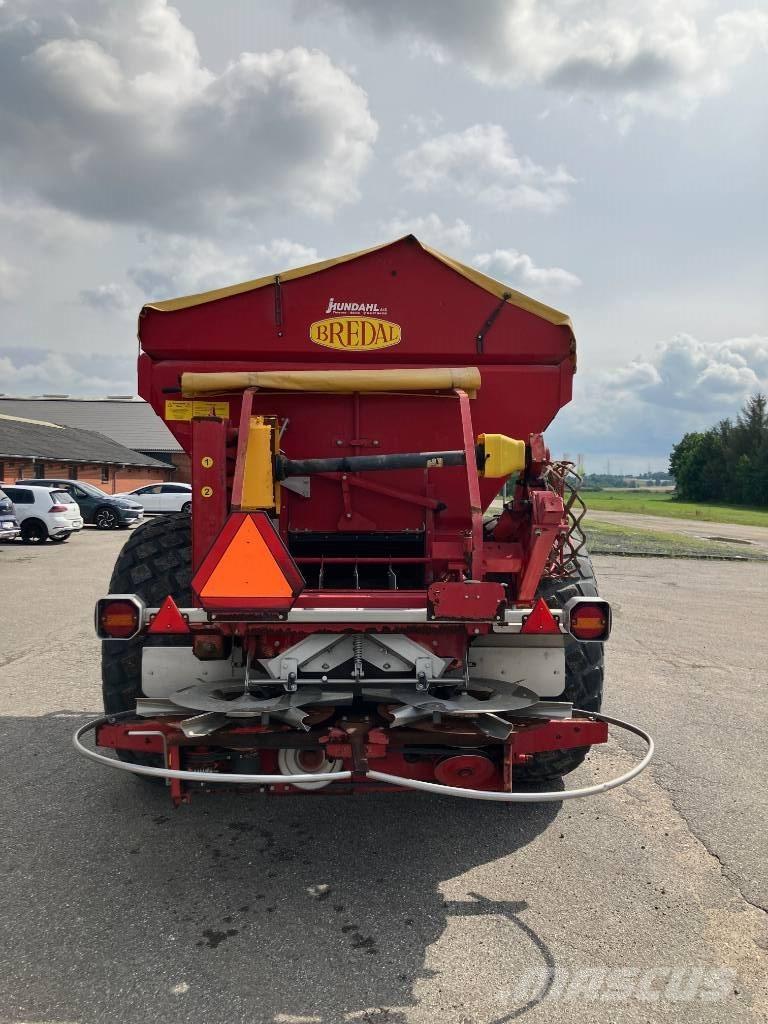 Bredal K 65 Mineral spreaders