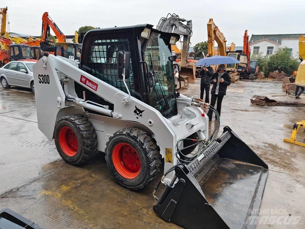 Bobcat S 300 Skid Steer Loaders