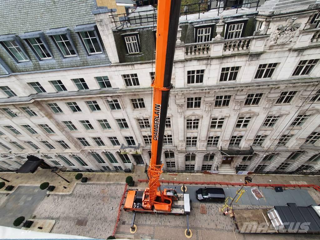 Liebherr LTM1070-4.2 Mobile and all terrain cranes