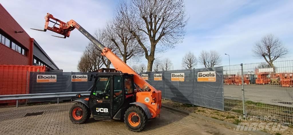 JCB 525-60 T4 F Telescopic Handlers