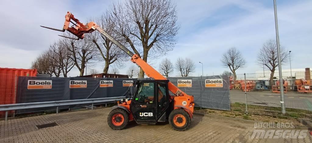 JCB 525-60 T4 F Telescopic Handlers