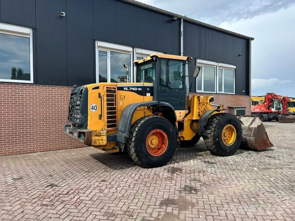 Hyundai HL 740-9A Wheel Loaders