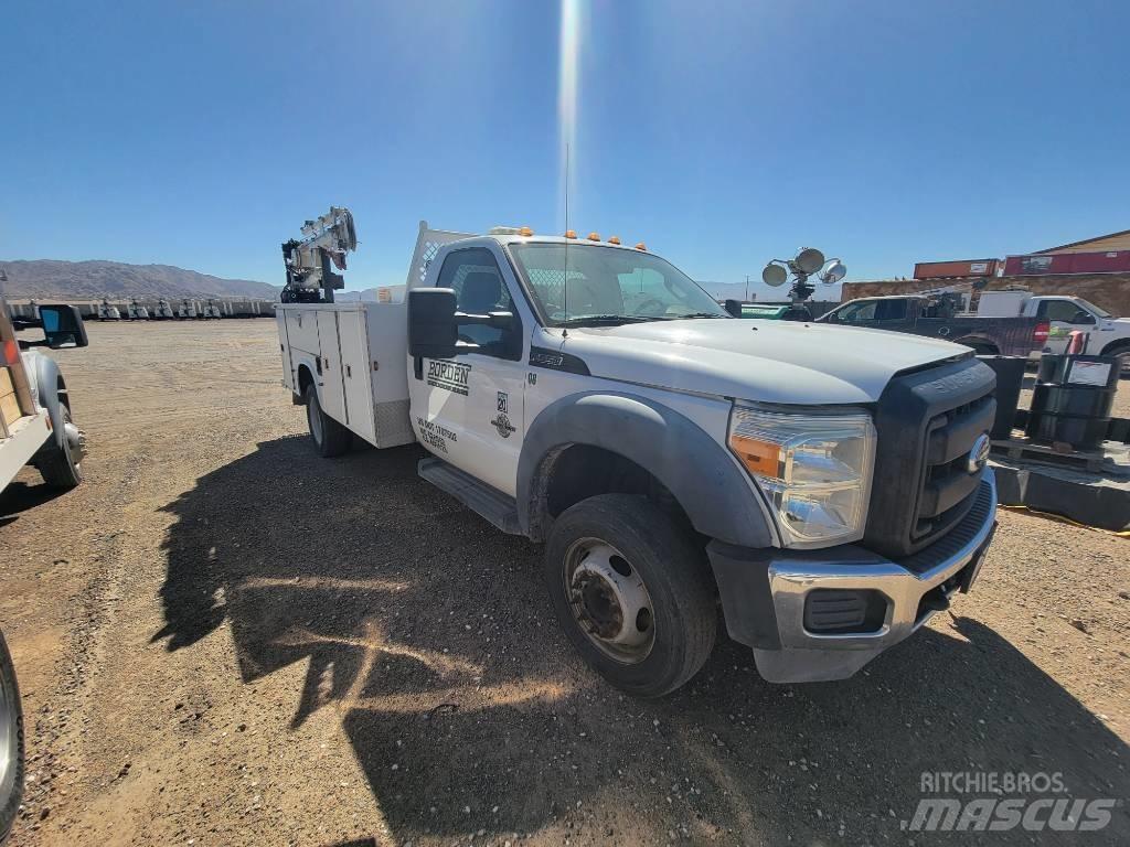 Ford F 550 XL Work Trucks / Municipal