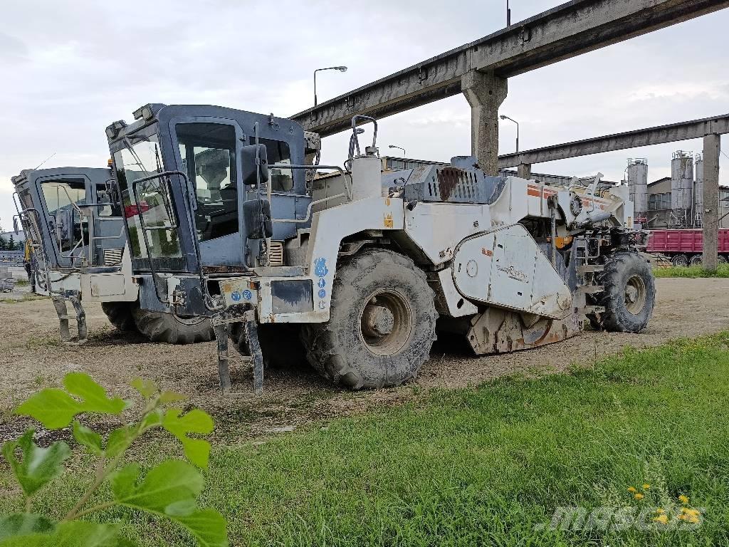 Wirtgen WR 2000 Asphalt Recycling Equipment