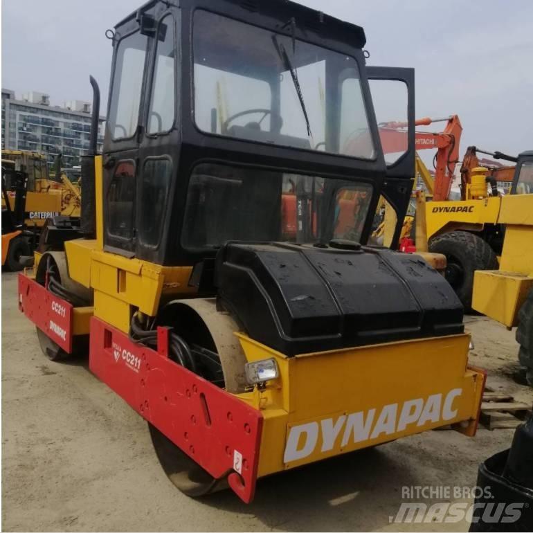 Dynapac CC 211 Twin drum rollers
