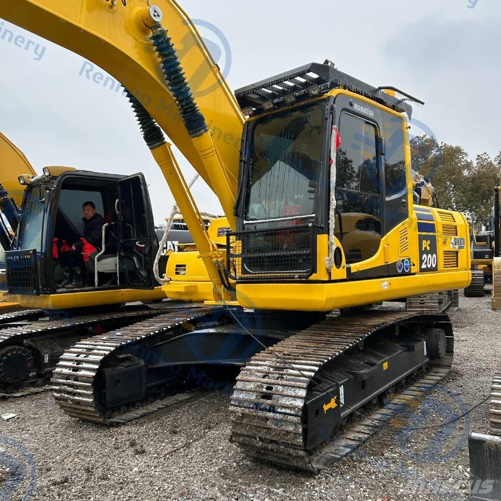 Komatsu PC200-8 Crawler Excavators