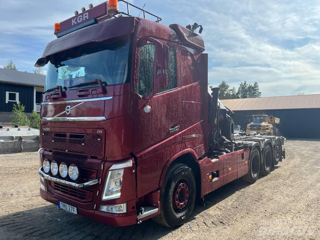 Volvo FH540 8x4 Hook lift trucks