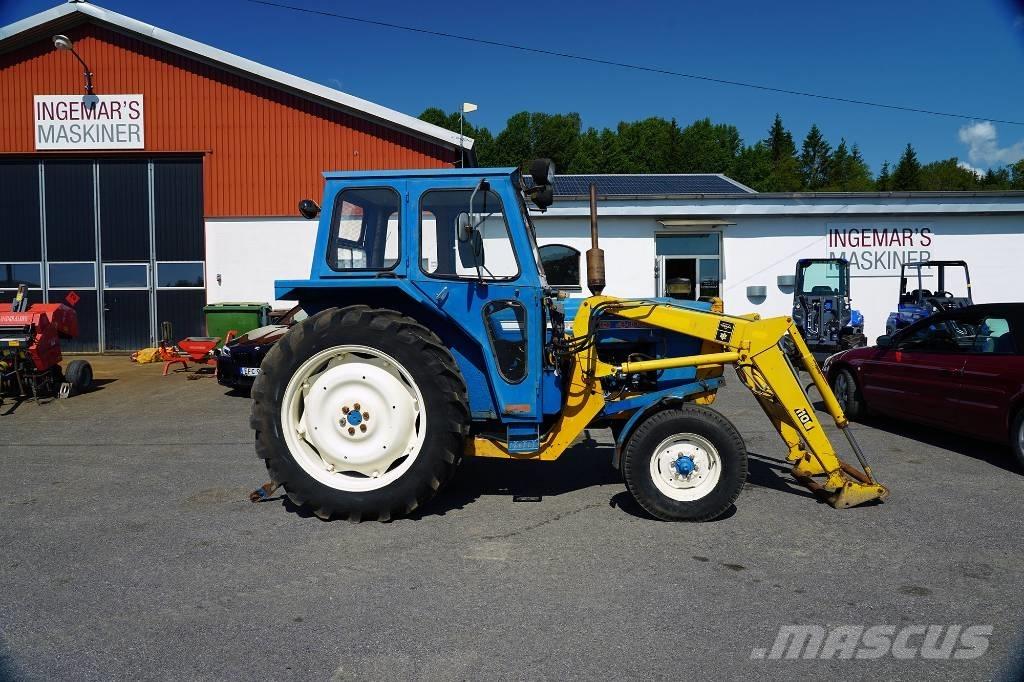 Ford 4000 - Traktor Tractors
